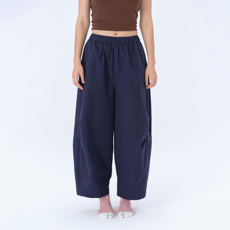 Selene Active Outdoor Textured Cotton Pleated Wide-Leg Pants with Embroidered Pockets, Slimming Cocoon-Shaped Versatile Wide-Leg Pants
