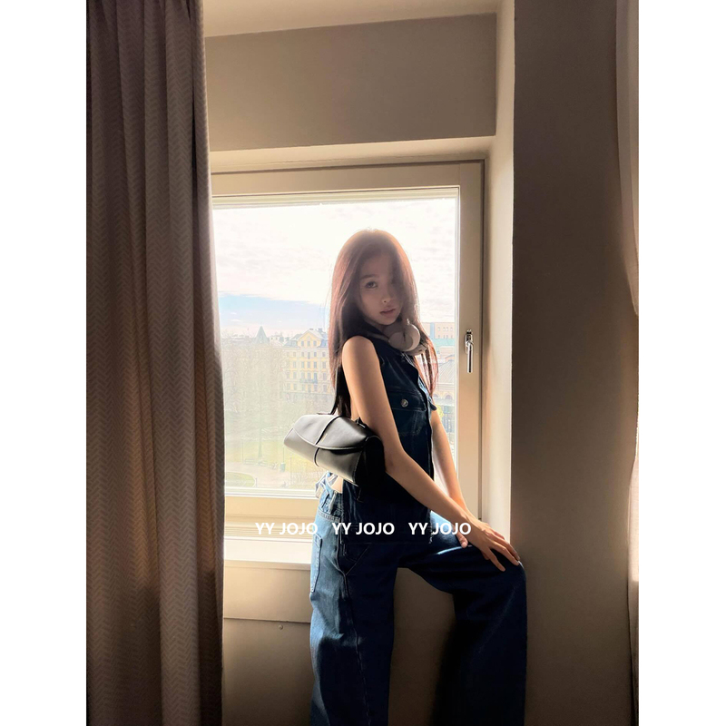 Yu Shuxin's Same Style Retro Blue Denim Vest for Women, Summer Outerwear, Hot Girl Style, Backless Casual Sleeveless Top