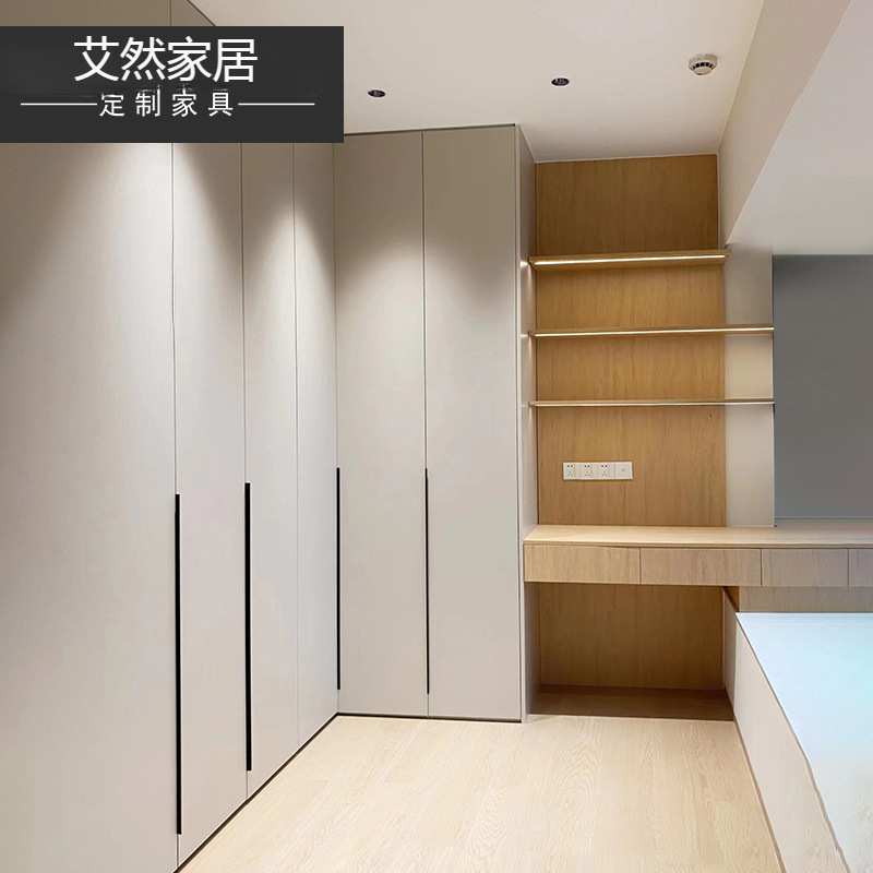 Airan Home Furnishing Whole House Customized Furniture Bedroom Wardrobe Cloakroom Customized Master Bedroom Cloakroom Glass Door Wardrobe