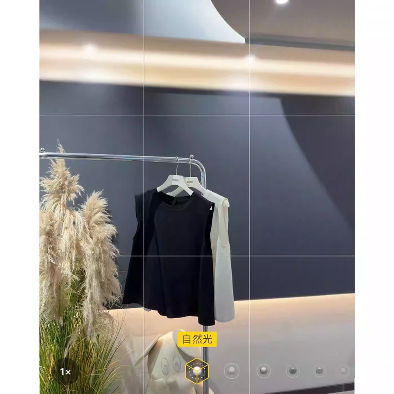 【Xiaoq Mall】Acetate Reverse-Woven Sleeveless Vest