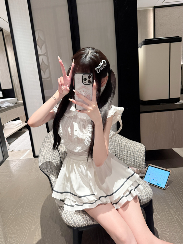 Coconut Kitty Original Academy Style Doll Collar Shirt with Tie Waist and Short Overalls Two-Piece Set