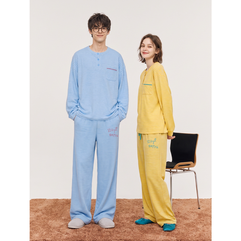 Napptopia【Clear Sky and Warm Sun】Autumn Round Neck Pullover Couple's Homewear Striped Pajamas That Can Be Worn Outside Napptopia【Clear Sky and Warm Sun】Autumn Round Neck Pullover Couple's Homewear Striped Pajamas That Can Be Worn Outside