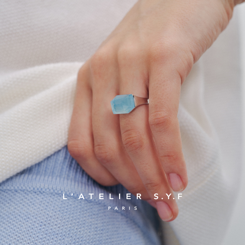 Hua Chenyu and Wang Sulong's Same Style L'Atelier S.Y.F Sealed Series Crystal Lapis Lazuli Aquamarine Ring