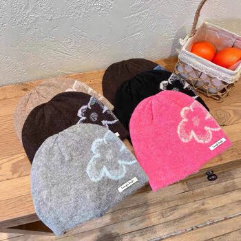 Korean-Style Retro Jacquard Knit Hat for Women, Autumn and Winter, Niche Versatile Warm Ear-Protecting Headwrap Hat, Face-Slimming Beanie