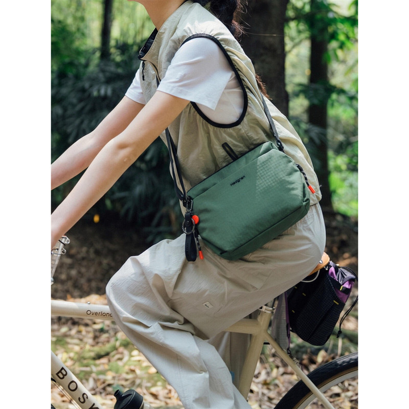 Hedgren Fashionable Shoulder Bag, Commuter Crossbody Bag, Large Capacity Outdoor Sports Unisex Bag Hedgren Fashionable Shoulder Bag, Commuter Crossbody Bag, Large Capacity Outdoor Sports Unisex Bag