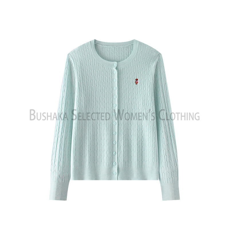 [Exclusive for Strawberry Fans] Round-Neck Cable-Knit Embroidered Cardigan