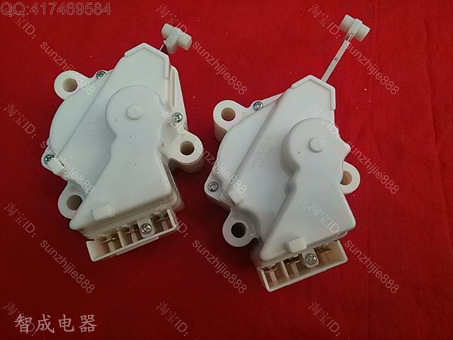 Suitable for Haier washing machine tractor stroke drainage motor motor home appliance accessories repair special 3 wires 3 holes