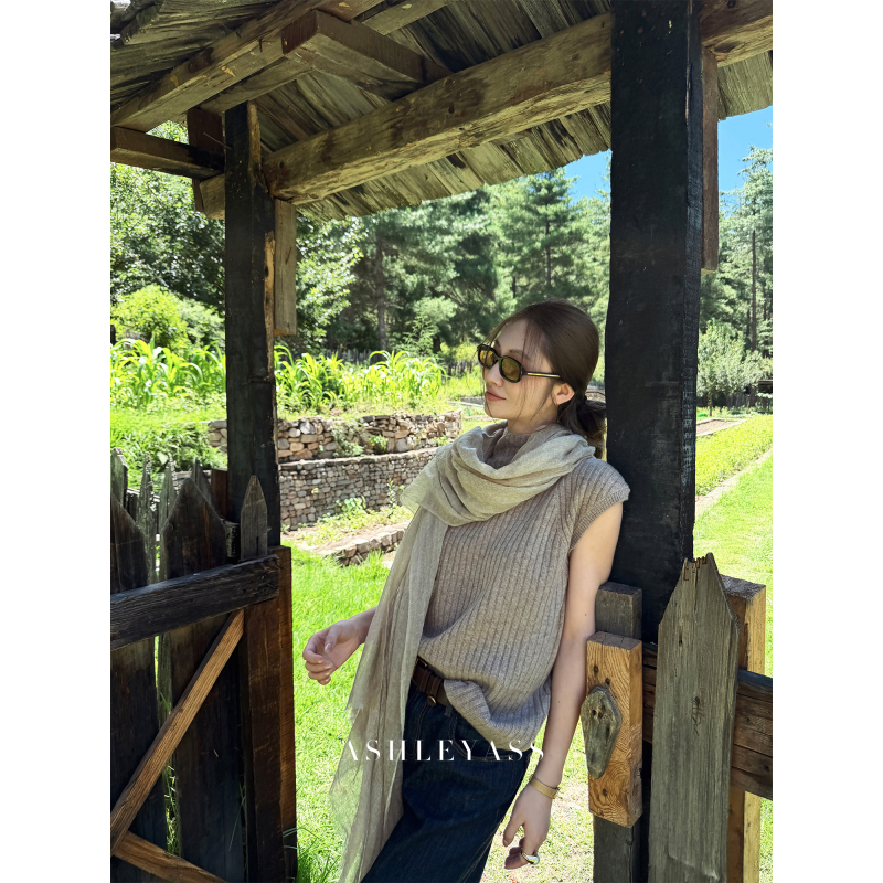 Ashleyass "Temperature-Locking” 15.5μm Ultra-Fine Cashmere Double-Strand Yarn Lightweight Nepalese Handmade Scarf Ashleyass "Temperature-Locking” 15.5μm Ultra-Fine Cashmere Double-Strand Yarn Lightweight Nepalese Handmade Scarf