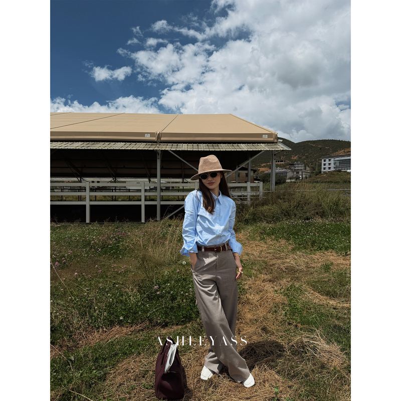 Ashleyass "Healing Blue" 100 High-Count Combed Cotton Early Autumn Lapel Light Blue Shirt, Loose and Versatile Women's Shirt Ashleyass "Healing Blue" 100 High-Count Combed Cotton Early Autumn Lapel Light Blue Shirt, Loose and Versatile Women's Shirt