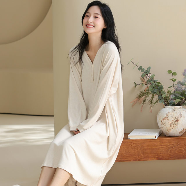 Pajamas for women 2025 new winter thin velvet thickened long-sleeved women's exquisite home wear autumn and winter pajamas for women