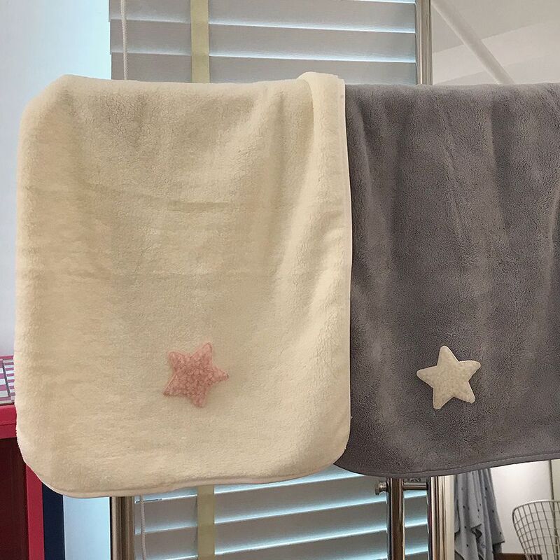Cute Star Towel for Home Use, Soft and Absorbent, Quick-Drying Coral Fleece Bath Towel, Student Face Towel Cute Star Towel for Home Use, Soft and Absorbent, Quick-Drying Coral Fleece Bath Towel, Student Face Towel