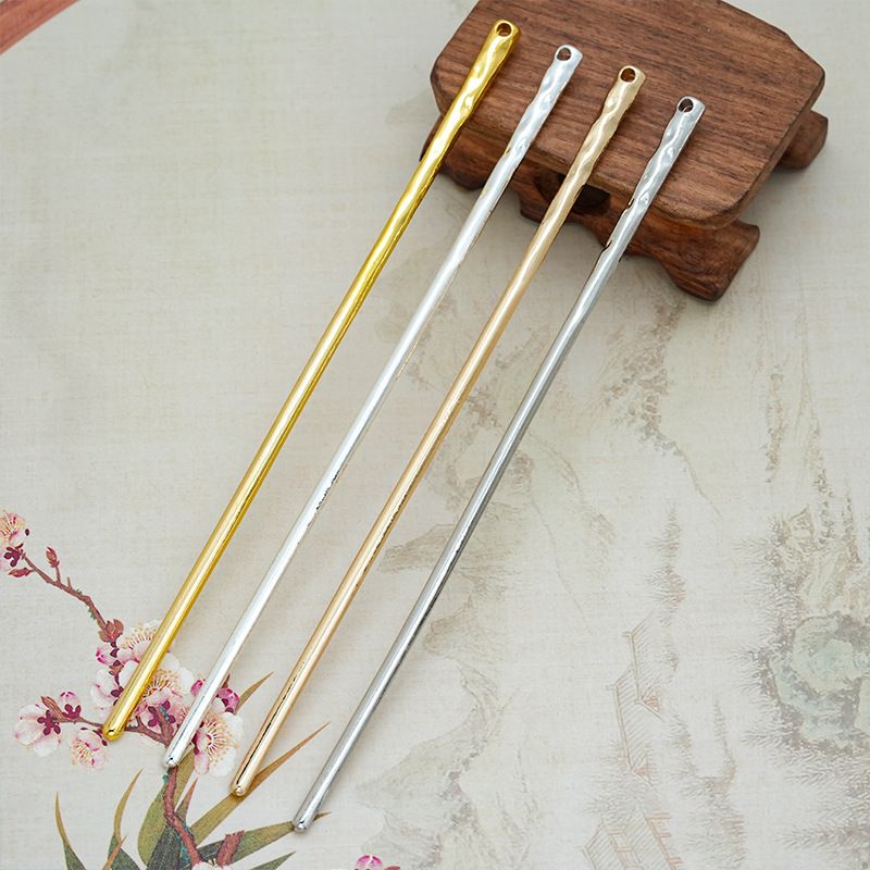 Alloy Straight Hairpin for Women, a Hair Styling Tool for the Back of the Head, High-End Hairpin, Simple Modern Bun Hairpin, Hair Accessory Alloy Straight Hairpin for Women, a Hair Styling Tool for the Back of the Head, High-End Hairpin, Simple Modern Bun Hairpin, Hair Accessory