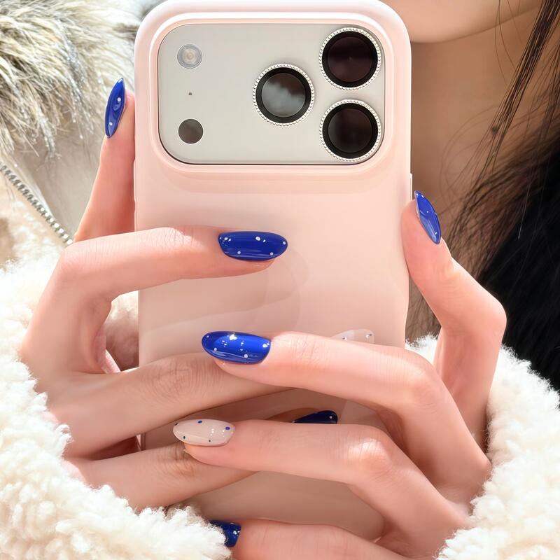 Purely Handmade Spring and Summer Klein Blue Polka Dot Color-Changing Wearable Nails, Sweet and Cute Style, Blue Polka Dots That Enhance Complexion, Nail Tips