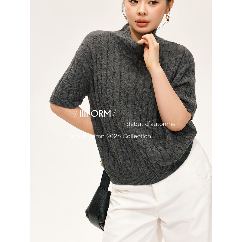 Iiiform Alpaca Wool Slightly Plus-Size Minimalist Old Money Twist Pattern Half-High Collar Short-Sleeve Knit Sweater Iiiform Alpaca Wool Slightly Plus-Size Minimalist Old Money Twist Pattern Half-High Collar Short-Sleeve Knit Sweater