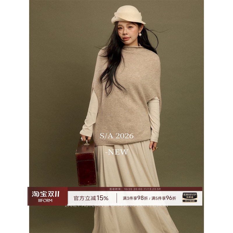 Iiiform Wool Knitwear in a Loose, Plus-Size, Minimalist, Quiet Luxury, and Lazy Style with a Sleeveless Cape-Like Design and a Half-High Collar Iiiform Wool Knitwear in a Loose, Plus-Size, Minimalist, Quiet Luxury, and Lazy Style with a Sleeveless Cape-Like Design and a Half-High Collar