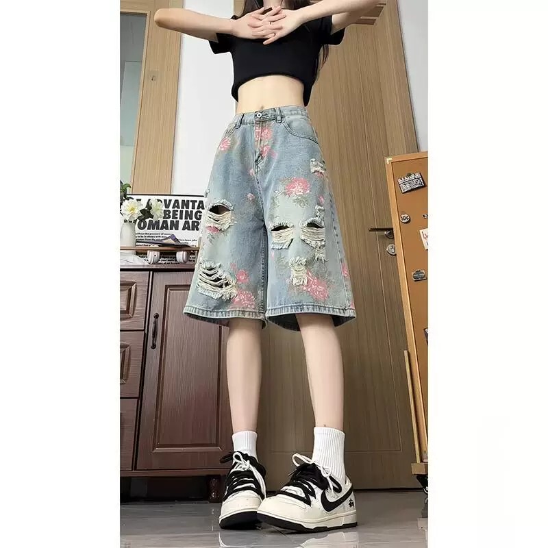 Floral Retro Ripped Denim Shorts for Men and Women, Summer Loose American High Street Pants, Trendy Brand, Cool and Stylish Mid-Length Shorts