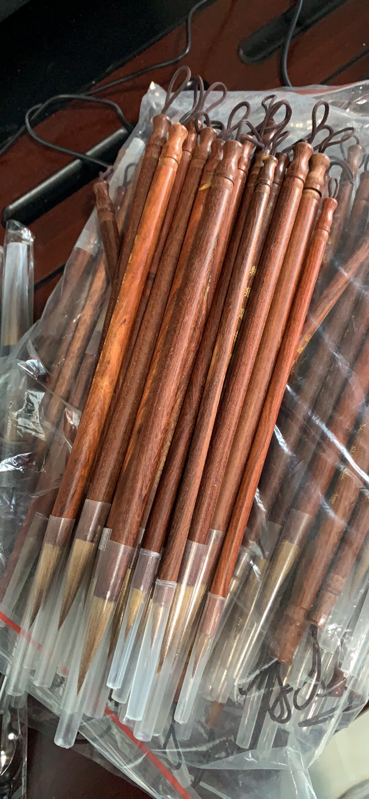 Full 26 Very good with a brush pure wolf mush small and medium clear cabin random hair