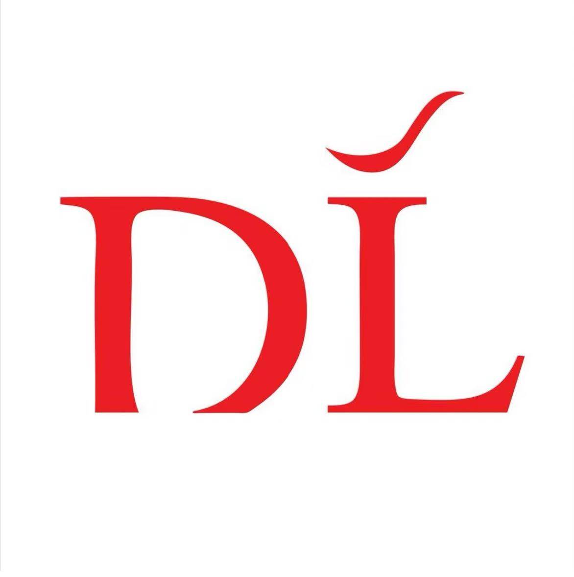 周氏钻石特卖店的LOGO