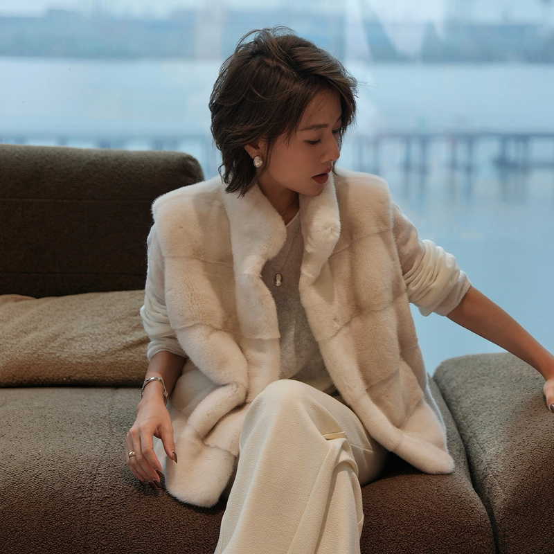 Boss Wei【Fenhuo】Finnish Imported Crown Short Two-Mother Mink Fur Vest Women's Fur and Leather Integrated Autumn and Winter Coat
