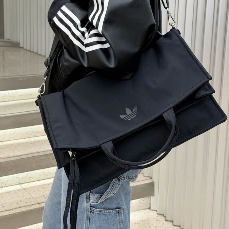Adidas Adidas Trefoil Flap Messenger Bag Large Men's and Women's Handbag Underarm Crossbody Bag Kw9638 Adidas Adidas Trefoil Flap Messenger Bag Large Men's and Women's Handbag Underarm Crossbody Bag Kw9638