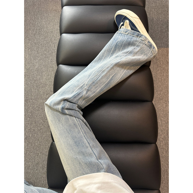 Blue Lightning Pattern Curved Hem Jeans for Men, High Street Style, Slim Fit, Slightly Flared Pants, Cleanfit Slim Straight Long Pants Blue Lightning Pattern Curved Hem Jeans for Men, High Street Style, Slim Fit, Slightly Flared Pants, Cleanfit Slim Straight Long Pants