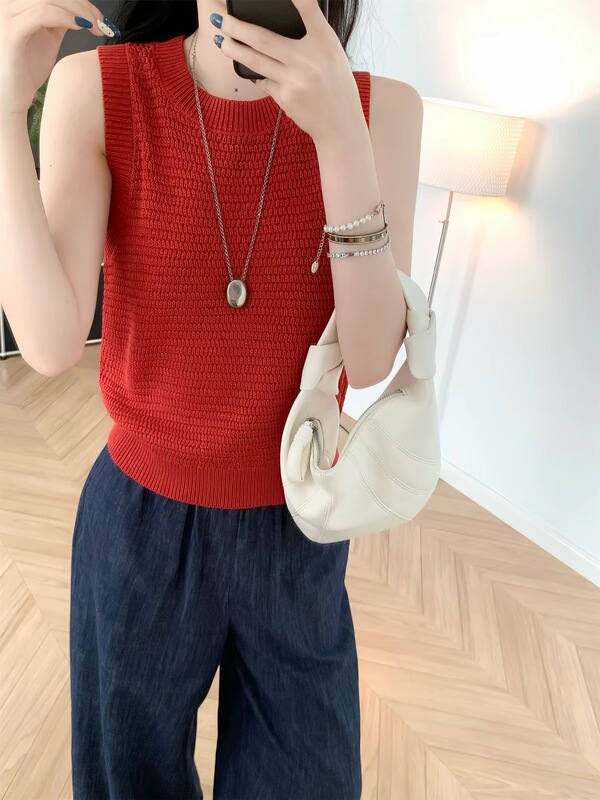 【Exclusive to Da Pan】Sparkling Fairy Gold and Silver Thread Linen Chunky Knit Vest with Hollow Round Neck Short Knitwear 【Exclusive to Da Pan】Sparkling Fairy Gold and Silver Thread Linen Chunky Knit Vest with Hollow Round Neck Short Knitwear