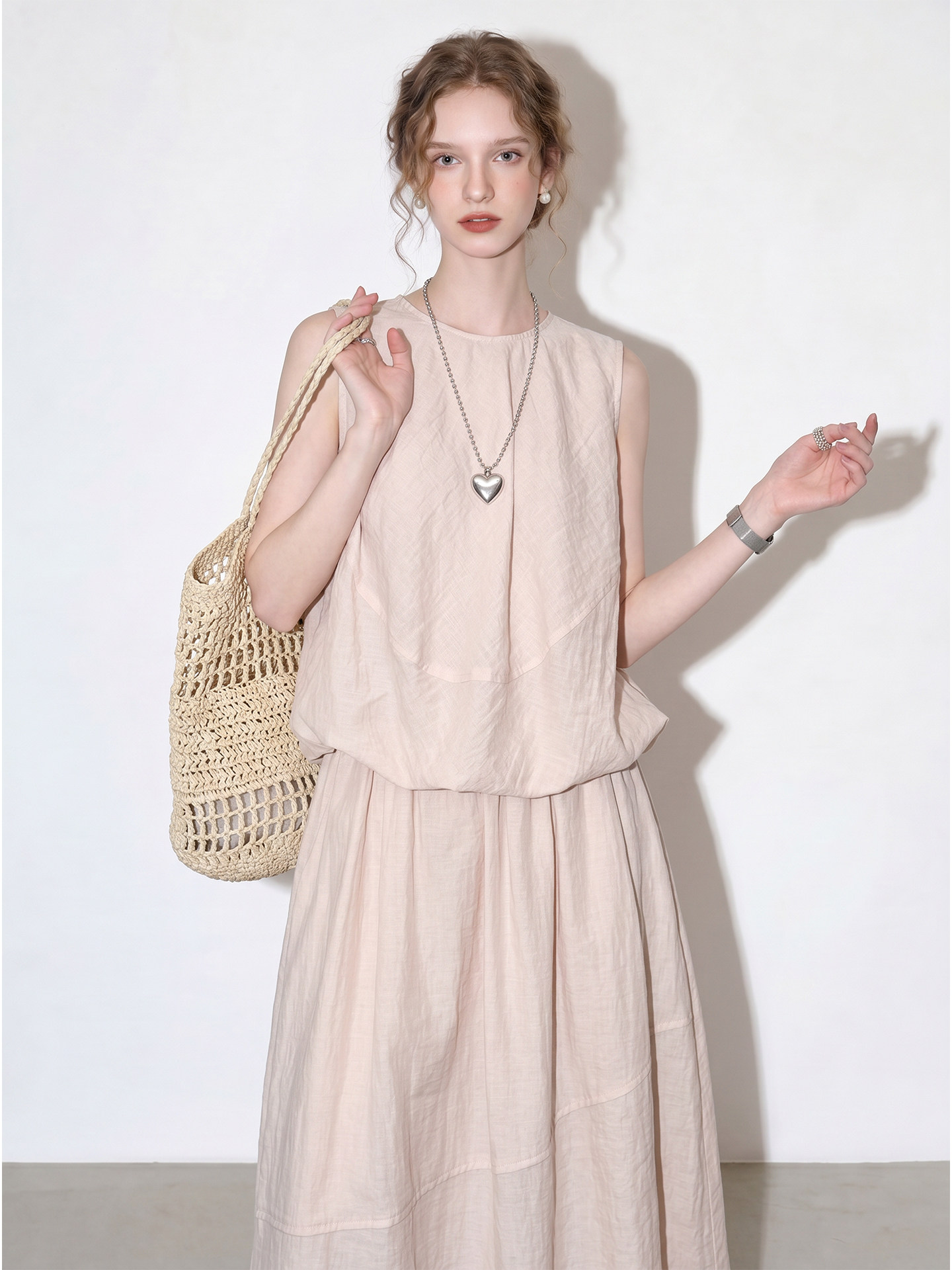 Pink Tencel Round Neck Sleeveless Suit for Women 2026 Summer New French Gentle Style Niche Design Two-piece Set