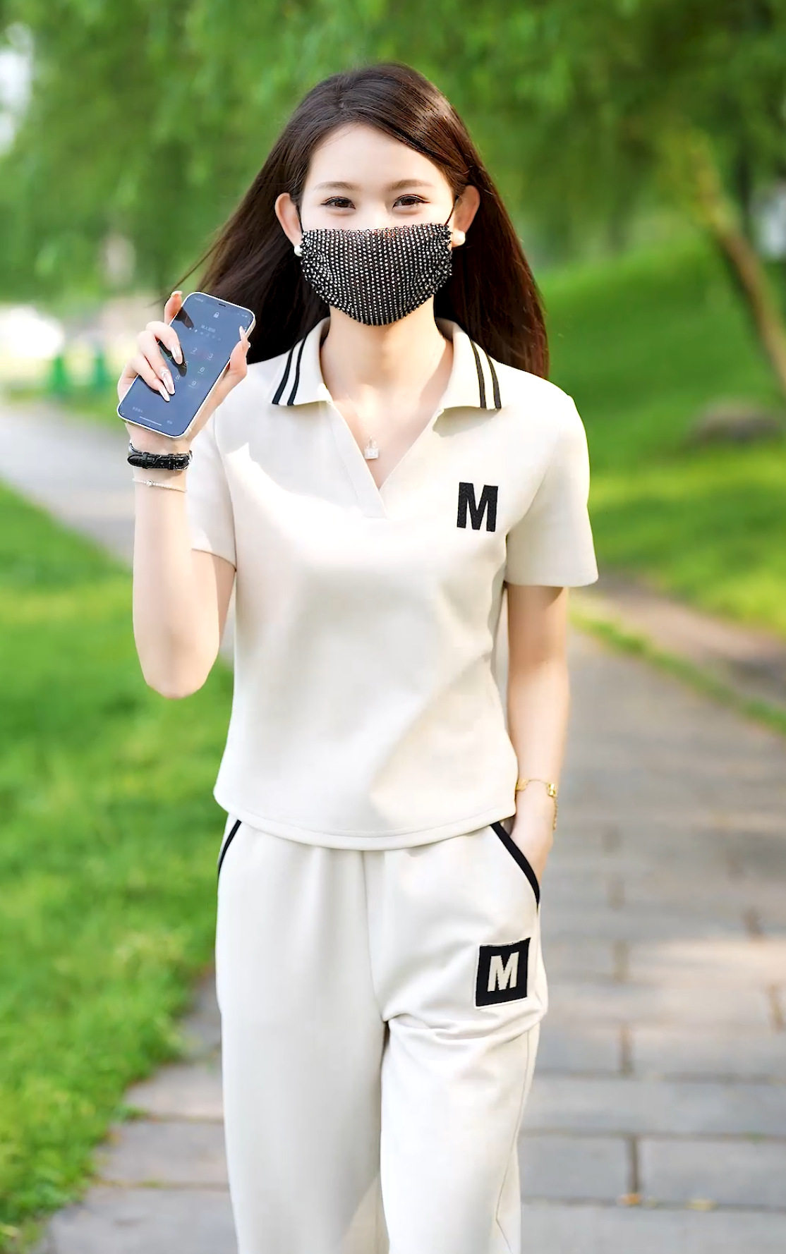 10016.jpg