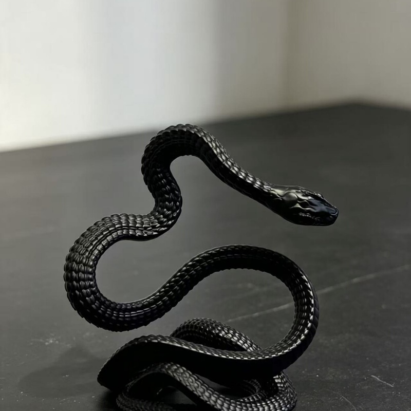 Retro Snake-Shaped 3D Printed Gu Meibaqi Stand, Dark Style Trendy Toy, Display Stand, Storage, and Great Gift Retro Snake-Shaped 3D Printed Gu Meibaqi Stand, Dark Style Trendy Toy, Display Stand, Storage, and Great Gift