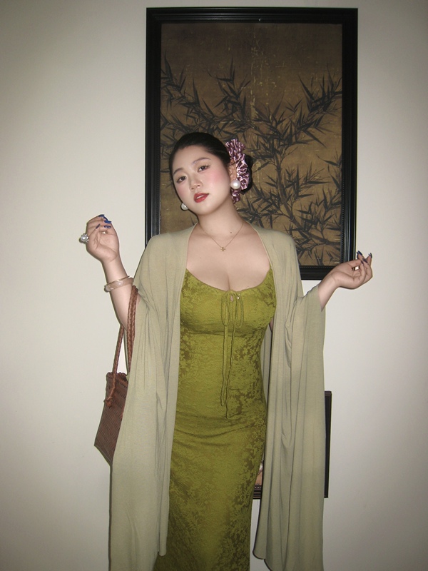 Auravolupt'Tea Fragrance' Chinese Retro Green Dress Slimming Batwing Sleeve Cardigan Two-Piece Set Auravolupt'Tea Fragrance' Chinese Retro Green Dress Slimming Batwing Sleeve Cardigan Two-Piece Set
