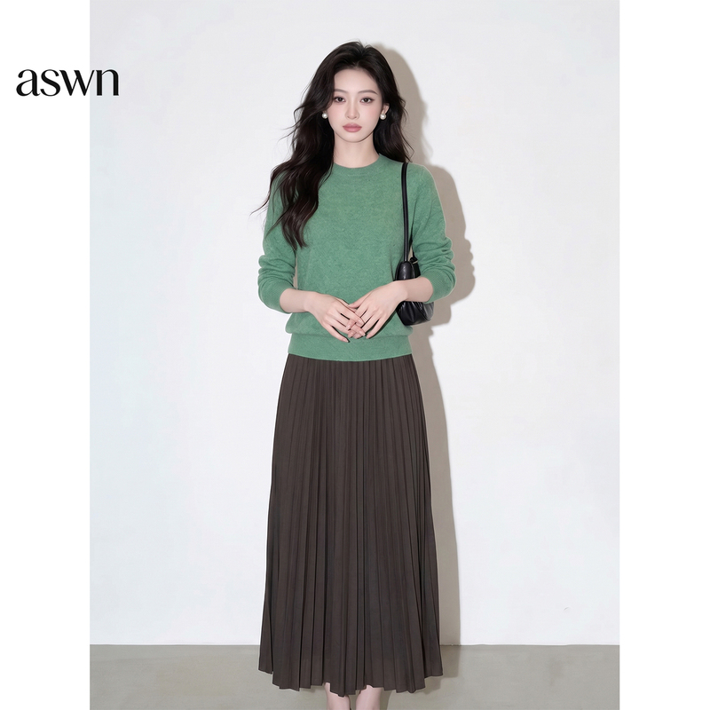 Mature and Sophisticated Style: a Complete Set of Mint Green Knitwear and Coffee Brown Pleated Skirt Two-Piece Suit for Women, Autumn Outfit Mature and Sophisticated Style: a Complete Set of Mint Green Knitwear and Coffee Brown Pleated Skirt Two-Piece Suit for Women, Autumn Outfit