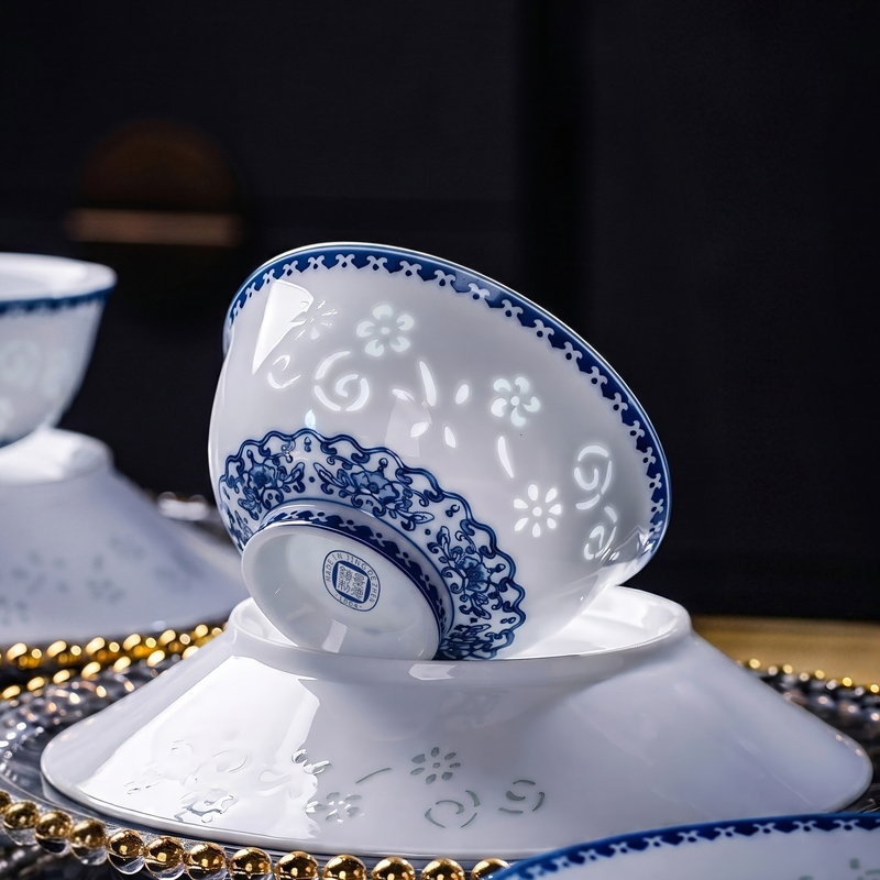 Yutang Jingdezhen Blue and White Exquisite Porcelain Tableware Set, High-End Household Bowls and Plates, Retro Wedding Gift Yutang Jingdezhen Blue and White Exquisite Porcelain Tableware Set, High-End Household Bowls and Plates, Retro Wedding Gift