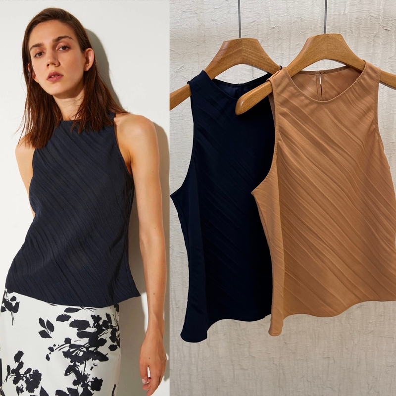 Italian m Pure Tail~ Off-The-Shoulder Round Neck Sleeveless Vest Italian m Pure Tail~ Off-The-Shoulder Round Neck Sleeveless Vest