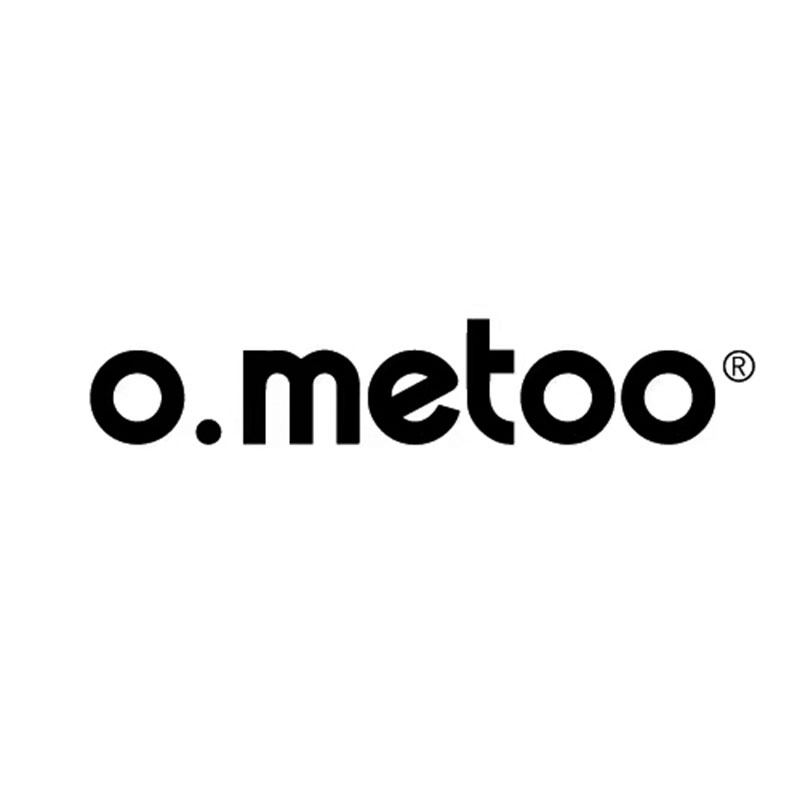 o.metoo月熹专卖店的LOGO