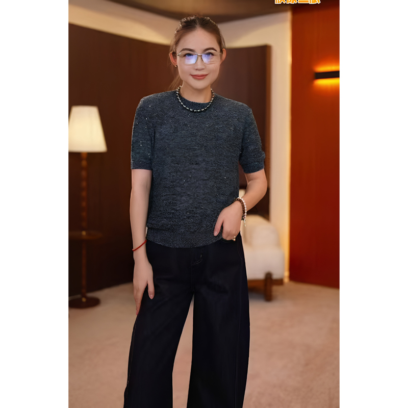 T.D.Lemon Elegant Sequin Knit Top with a Loose Fit That Flatters the Figure and Covers the Body, Creating a Lazy and Relaxed Look