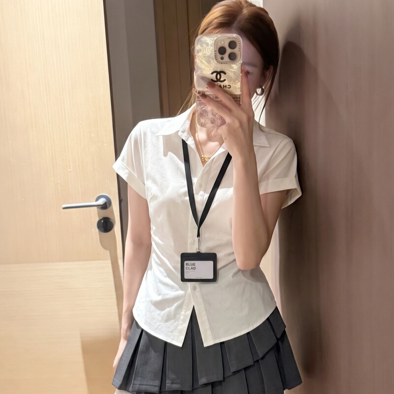 Elegant White Short-Sleeve Shirt for Women, Summer College Style, Slim Fit, Waist-Cinching, Turn-Down Collar Top