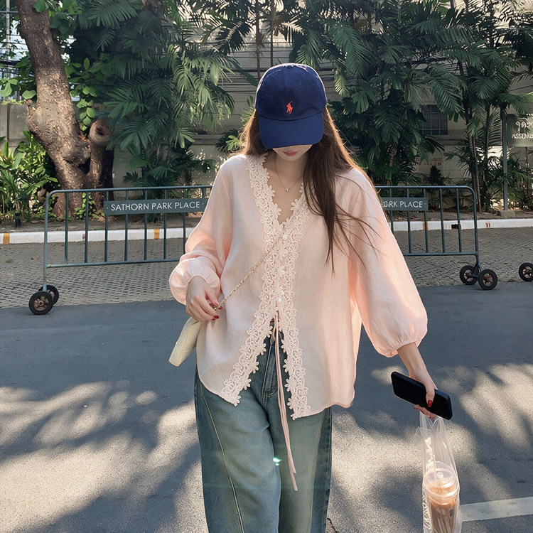 Lace Gentle Style Pink Lace Collar Shirt for Women, Summer Sun Protection Shirt, Elegant V-Neck Long-Sleeved Top for Women Lace Gentle Style Pink Lace Collar Shirt for Women, Summer Sun Protection Shirt, Elegant V-Neck Long-Sleeved Top for Women