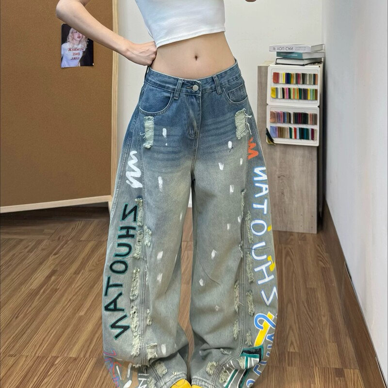 American-Style Street Letter Graffiti Print Gradient Wide-Leg Jeans for Women, Loose Fit, Slimming, Versatile, Curved Hem, Floor-Length Pants