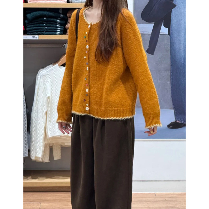 Korean-Style Gentle and Lazy Style Pumpkin Orange Knitted Cardigan for Women, Autumn and Winter Dopamine Round Neck Button Sweater Coat