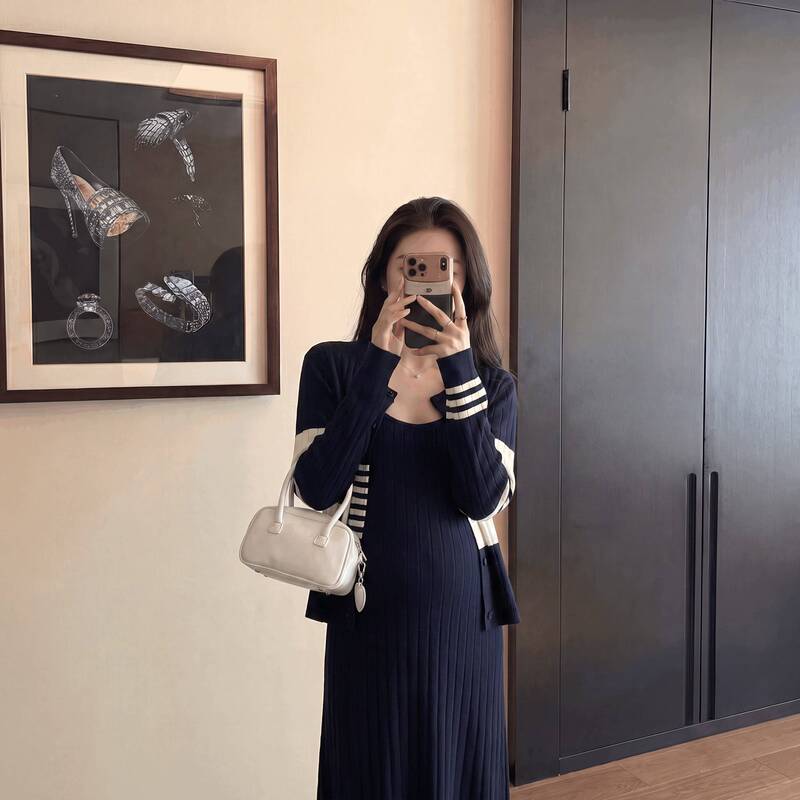 Sola Maternity Wear Autum Dress French Style High-End Style Knitted Jacket Two-Piece Dress That Does Not Show Pregnancy Sola Maternity Wear Autum Dress French Style High-End Style Knitted Jacket Two-Piece Dress That Does Not Show Pregnancy