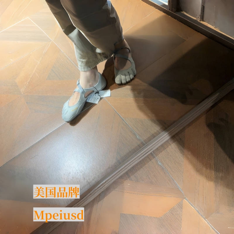 American Brand Mpeiusd Five-Finger Shoes for Women, Indoor Fitness, Yoga, Pilates, Soft-Soled Non-Slip Dance Shoes