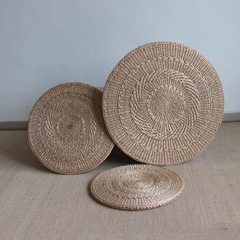 Ventilated and breathable hand-woven cattail cushion futon bay window tatami straw mat meditation cushion tea ceremony cushion