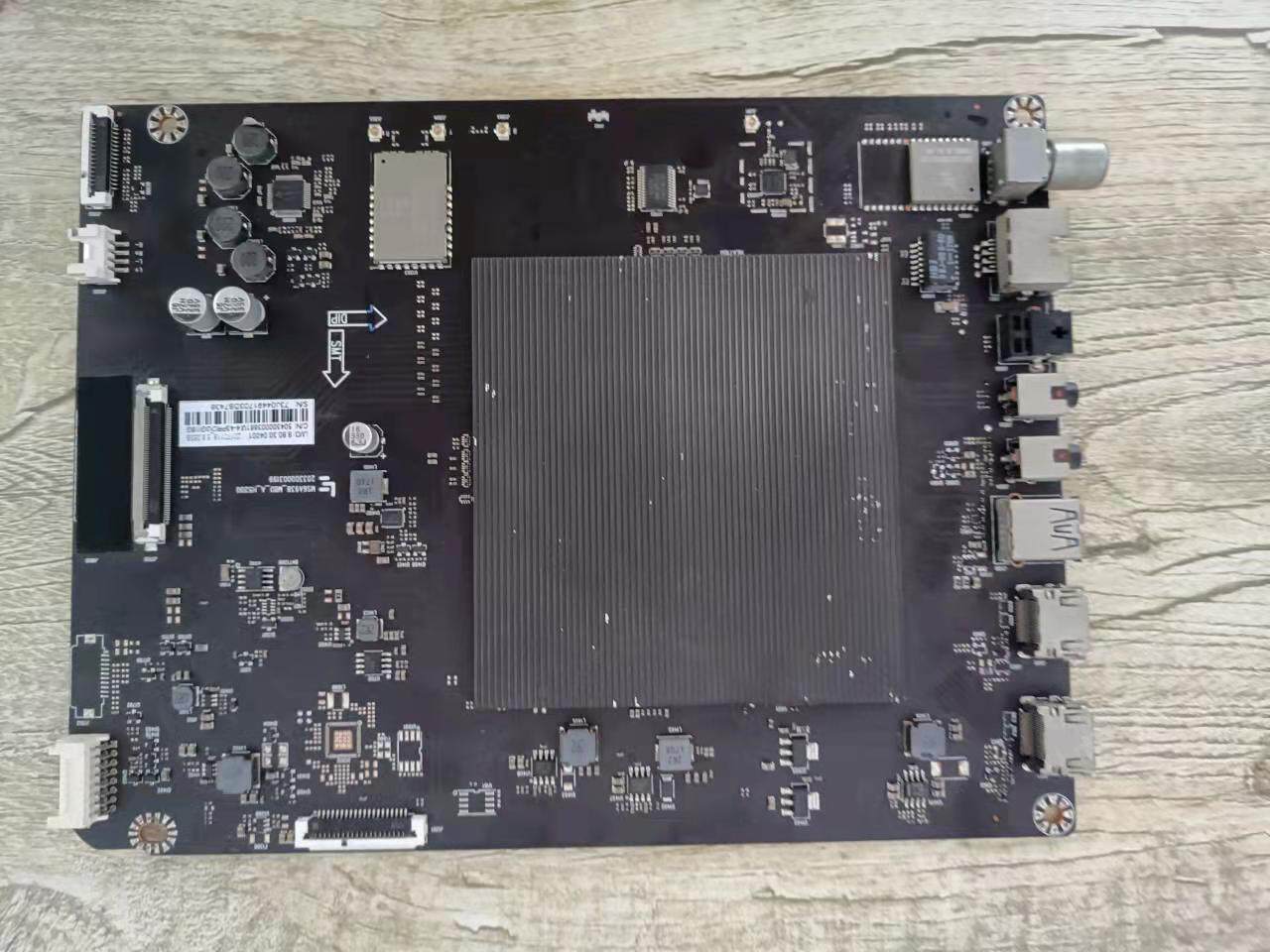 The original LeEco L434UCNN motherboard MS6A938_MBD_A_H5200 203300003199 screen TPT430H3