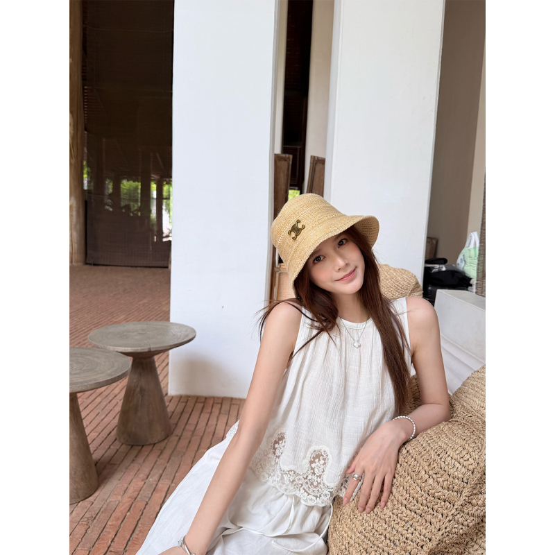 Yangying Yang Ying【Personal Collection】 Exquisitely Crafted White Lace Short Sleeveless Top and Skirt Set Yangying Yang Ying【Personal Collection】 Exquisitely Crafted White Lace Short Sleeveless Top and Skirt Set