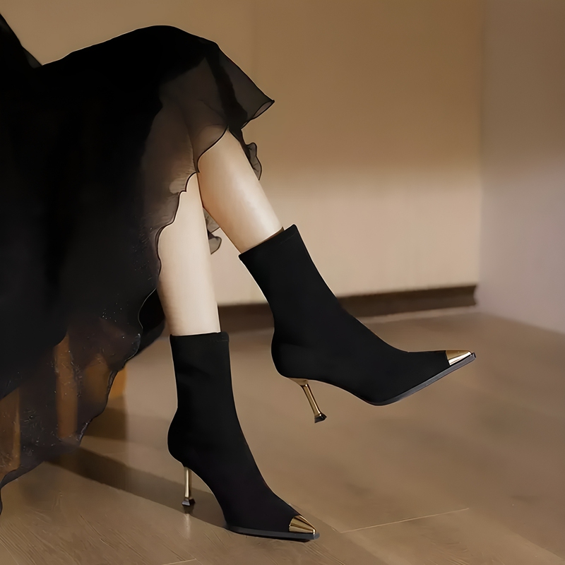 Metal-Tipped High-Heeled Short Boots for Women, Slim-Fit Boots, New Autumn Style, Elastic Boots, Waterproof Platform, Thin Heels, Pointed Toe, Suede, Versatile and Stylish Metal-Tipped High-Heeled Short Boots for Women, Slim-Fit Boots, New Autumn Style, Elastic Boots, Waterproof Platform, Thin Heels, Pointed Toe, Suede, Versatile and Stylish