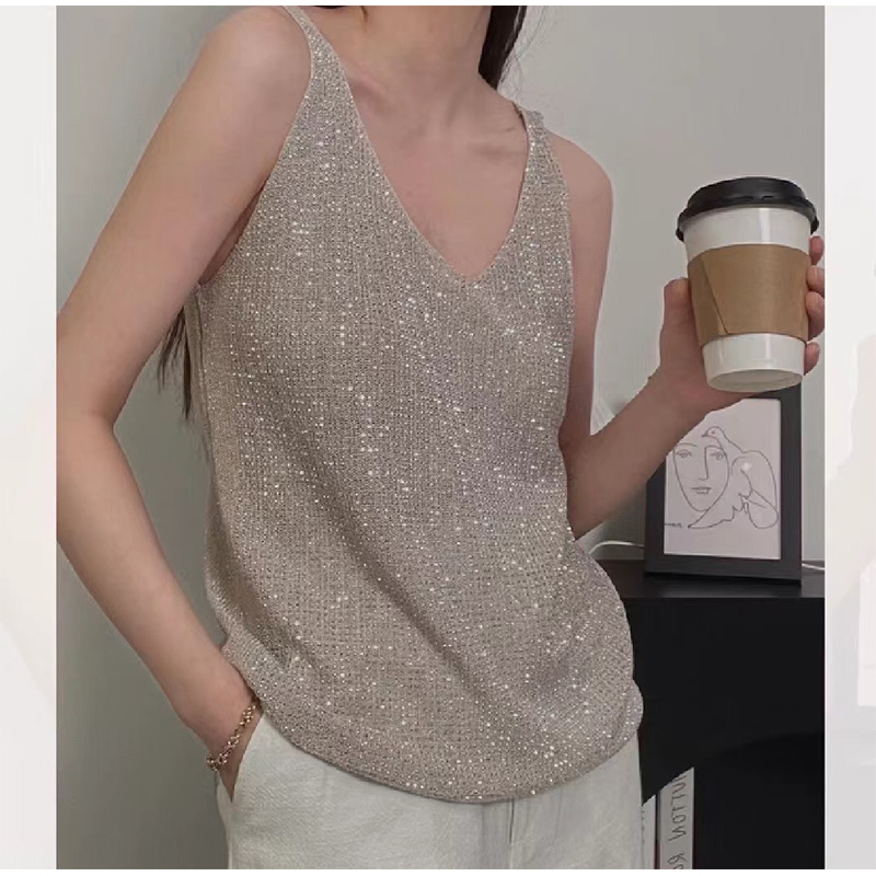 6.11【New Version】High-End High-Temperature Rhinestone-Studded Sparkling V-Neck Vest 895106& 809105 6.11【New Version】High-End High-Temperature Rhinestone-Studded Sparkling V-Neck Vest 895106& 809105
