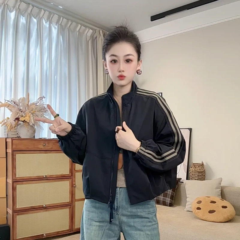 2026 Autumn Korean Style Sports Casual Short Jacket Retro Stand Collar Versatile Jacket Top for Women