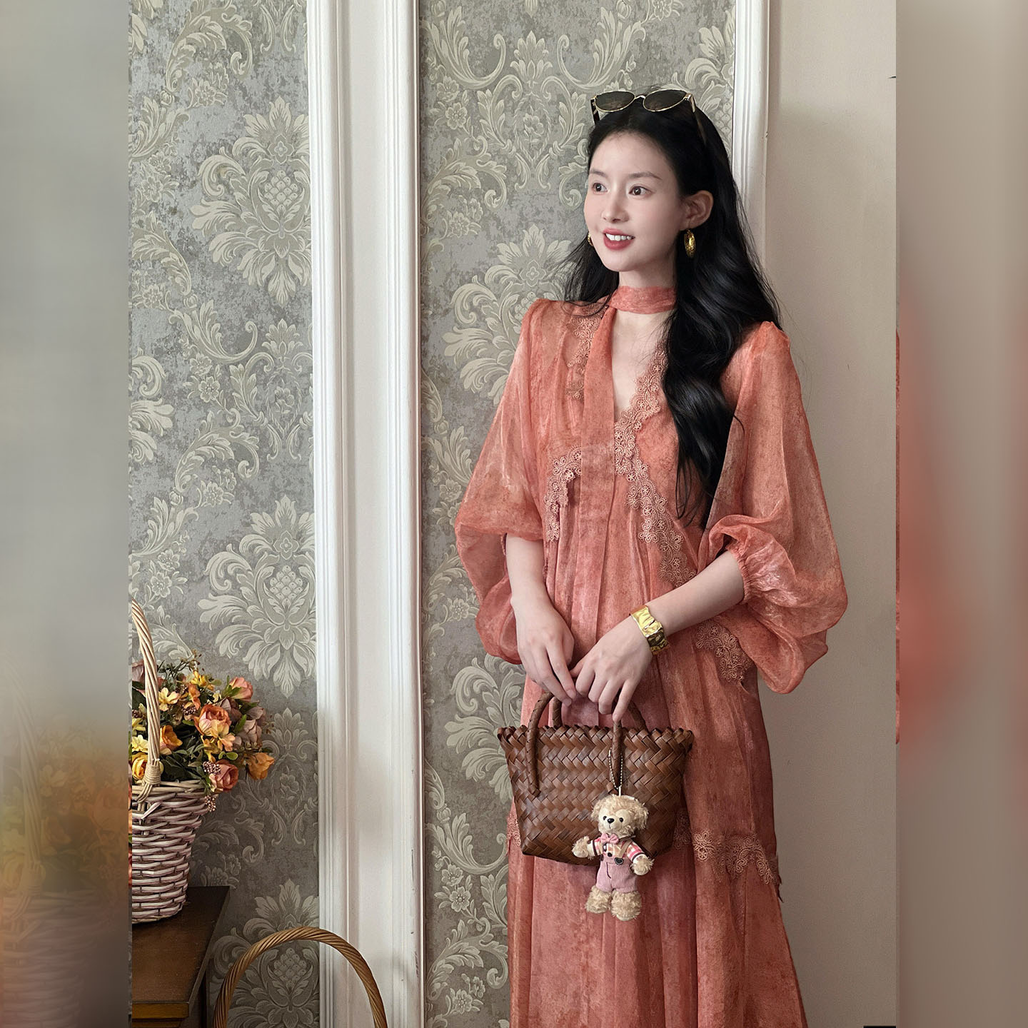 优雅复古风蕾丝连衣裙女2026年秋季超好看漂亮长裙度假风气质裙子