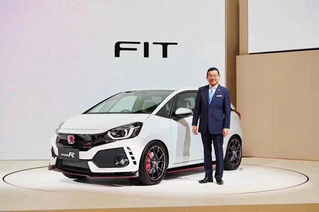 代號dj8 全新fit登場 好看嗎 淘寶海外