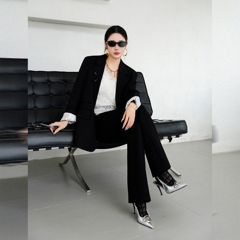 Huhoo Wool Blazer for Women 2026 Autumn New Minimalist Style Fashionable Versatile Suit Huhoo Wool Blazer for Women 2026 Autumn New Minimalist Style Fashionable Versatile Suit